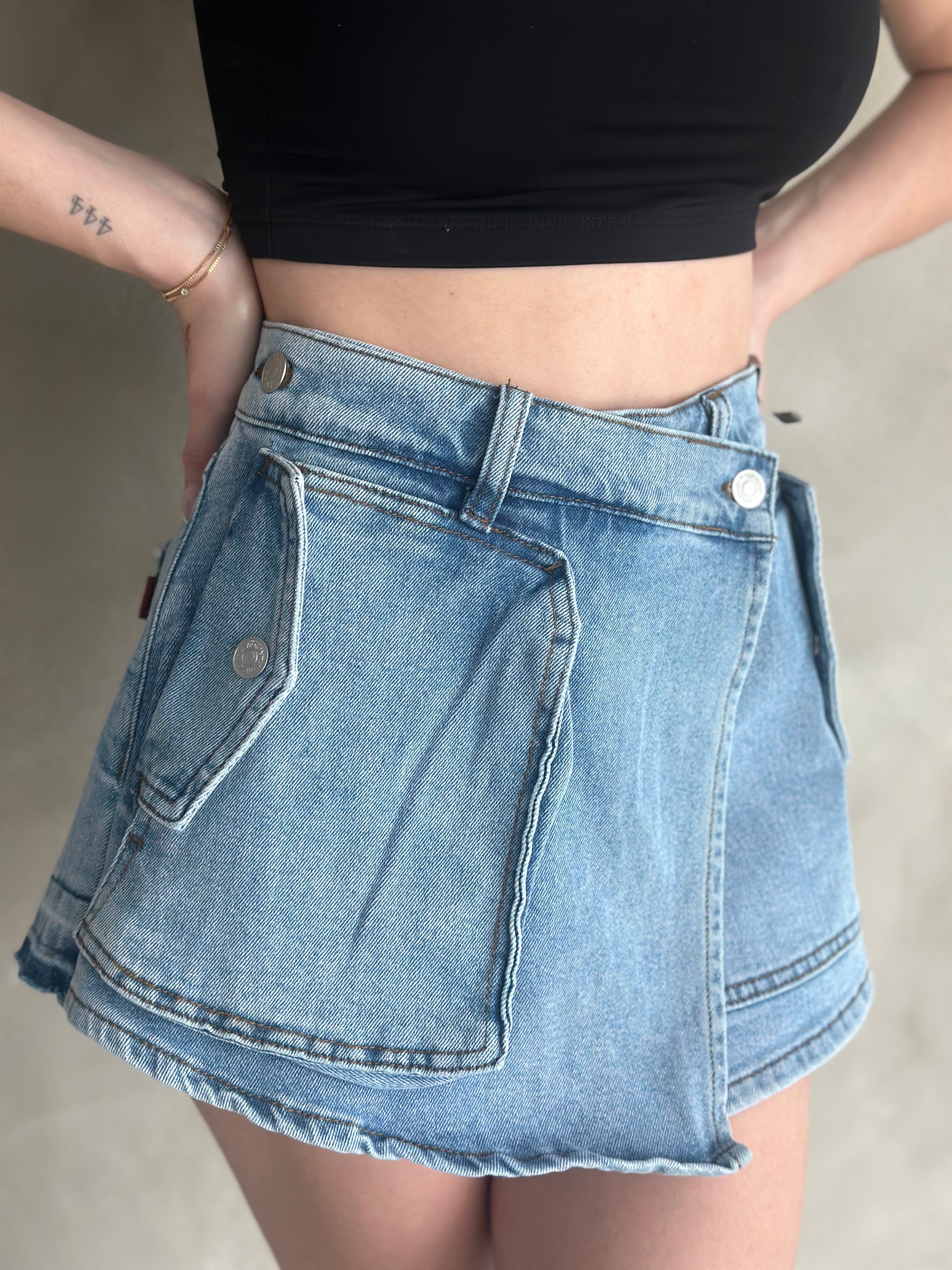 SHORTY SKORT