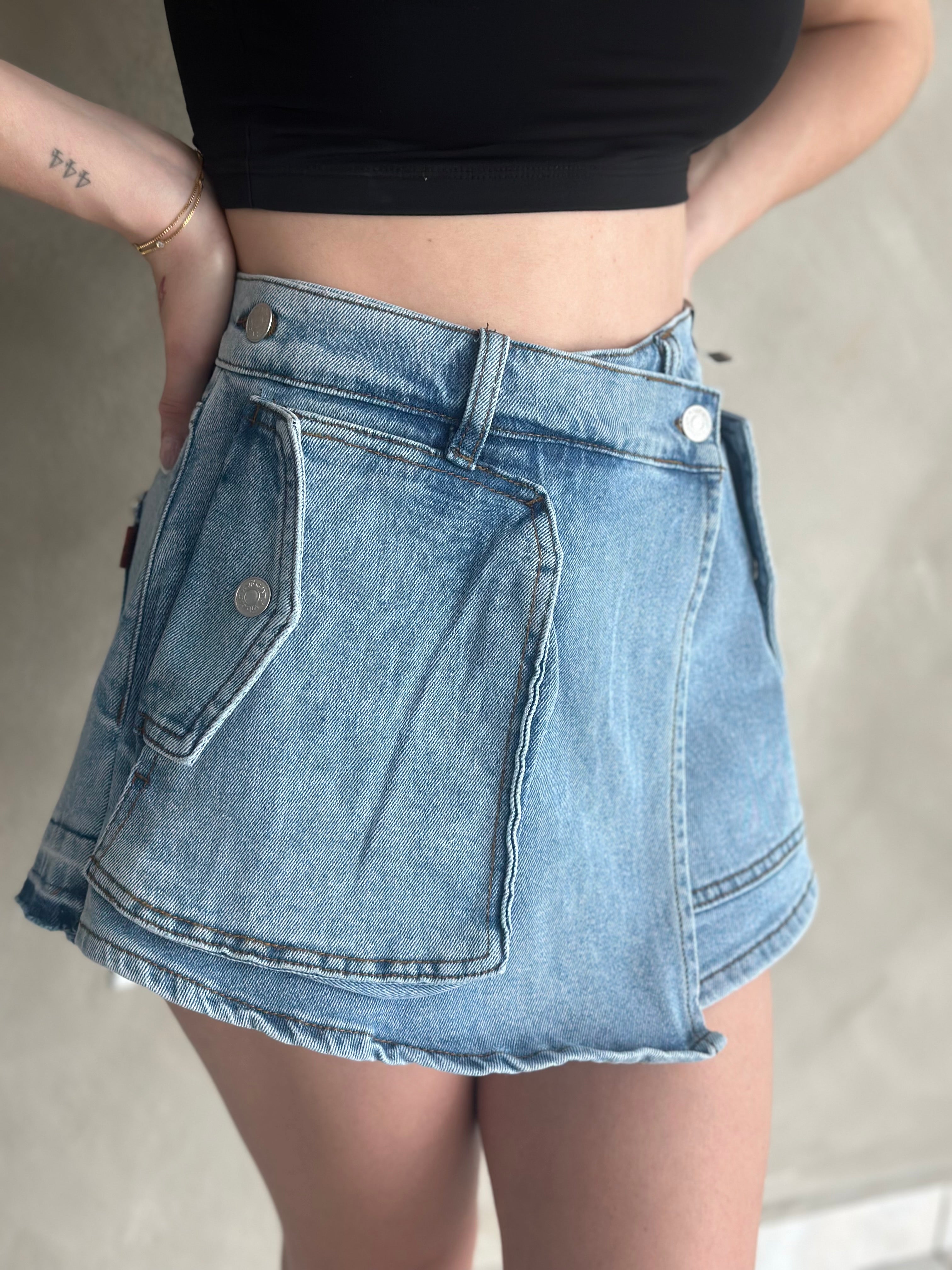 SHORTY SKORT