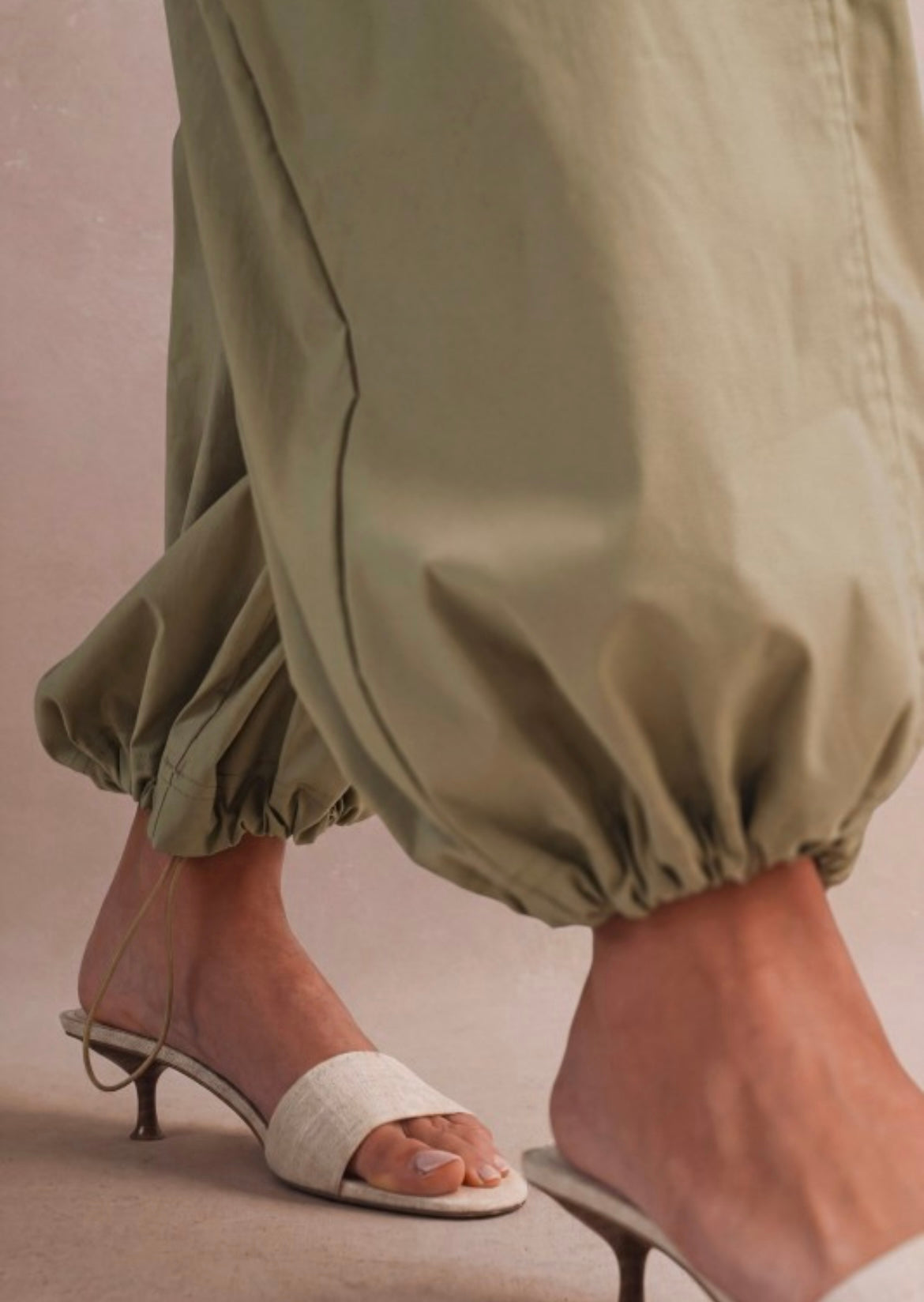 Wide Leg Balloon Pant